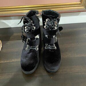 Nasty Gal Women's Black and Silver Boots